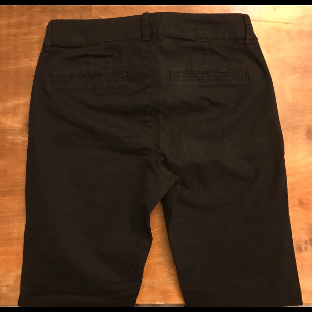 Old Navy Pixie Pant - Picture 3 of 5